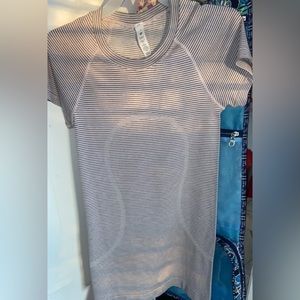 Lululemon Swiftly Tech Short-Sleeve Shirt 2.0